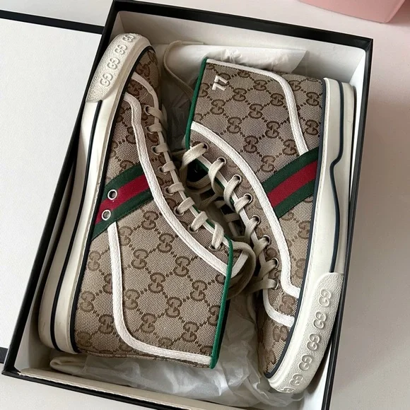 💥SOLD💥 GUCCI $790 1977 GG Monogram Canvas High Top Tennis Sneakers 39 / 9 - Picture 3 of 9